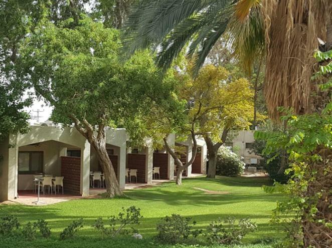 כפר נופש קלי"ה ים המלח Hotel Kalia Exterior photo